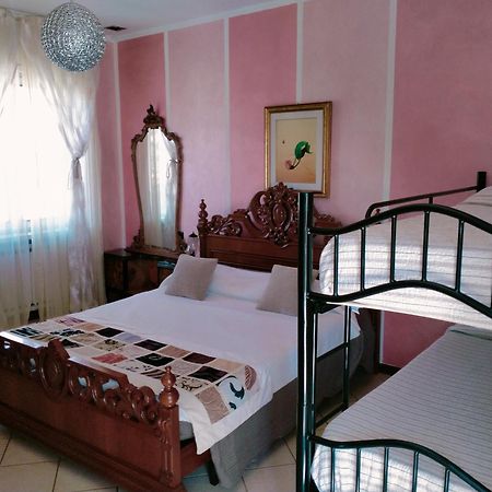 B&B Gardasee Castelnuovo del Garda Bagian luar foto
