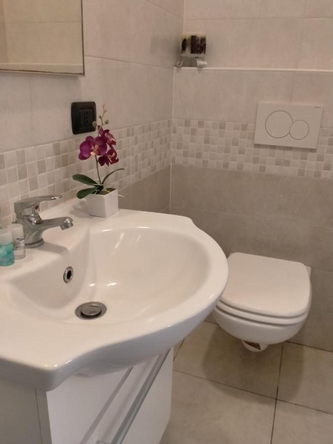 B&B Gardasee Castelnuovo del Garda Bagian luar foto