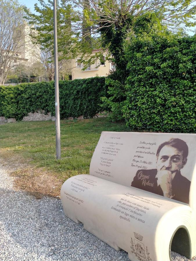 B&B Gardasee Castelnuovo del Garda Bagian luar foto