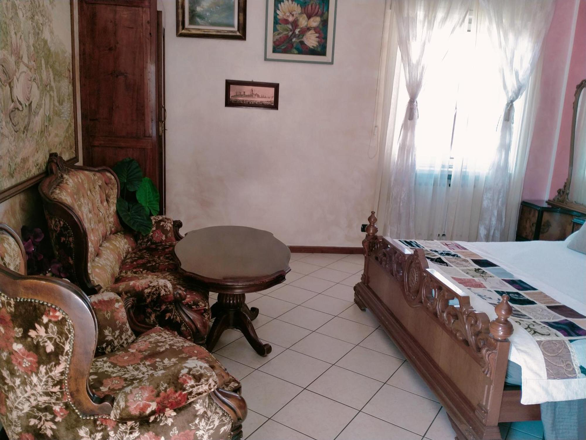B&B Gardasee Castelnuovo del Garda Bagian luar foto